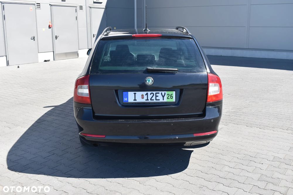 Skoda Octavia 2.0 TDI DPF DSG Ambition - 24