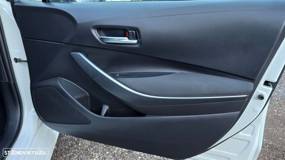 Toyota Corolla SD 1.8 Hybrid Comfort - 35