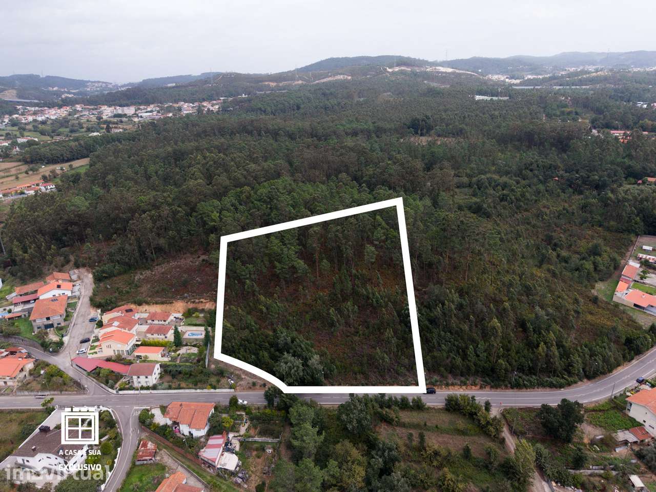 Terreno Urbanizável com 9.900 m2 em Milheirós Poiares - Exclusivo - Grande imagem: 3/10