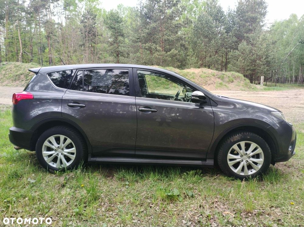 Toyota RAV4 - 16