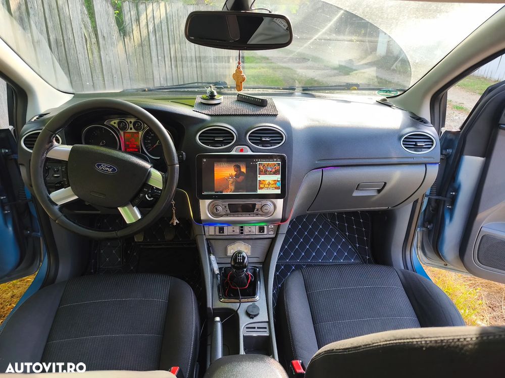 Ford Focus 1.6 TDCI DPF Titanium - 8