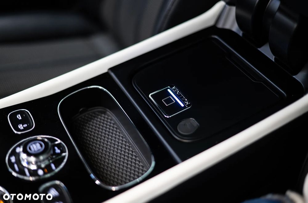 Bentley Bentayga - 39