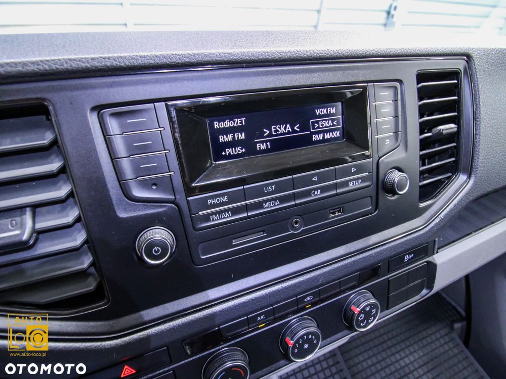 Volkswagen CRAFTER SKRZYNIA 5m - 15