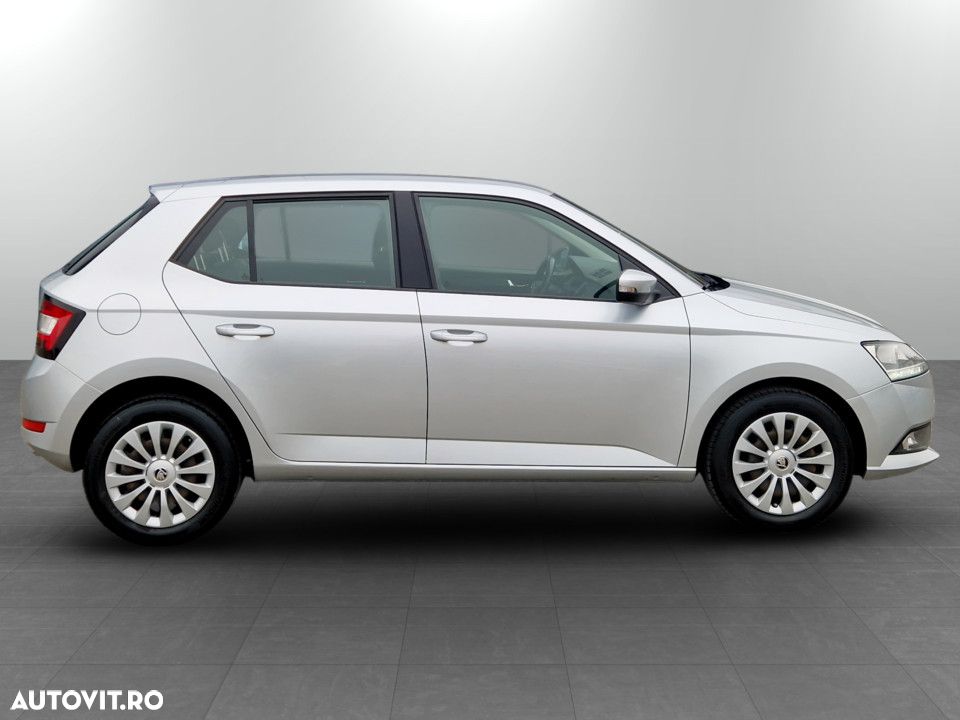 Skoda Fabia - 6