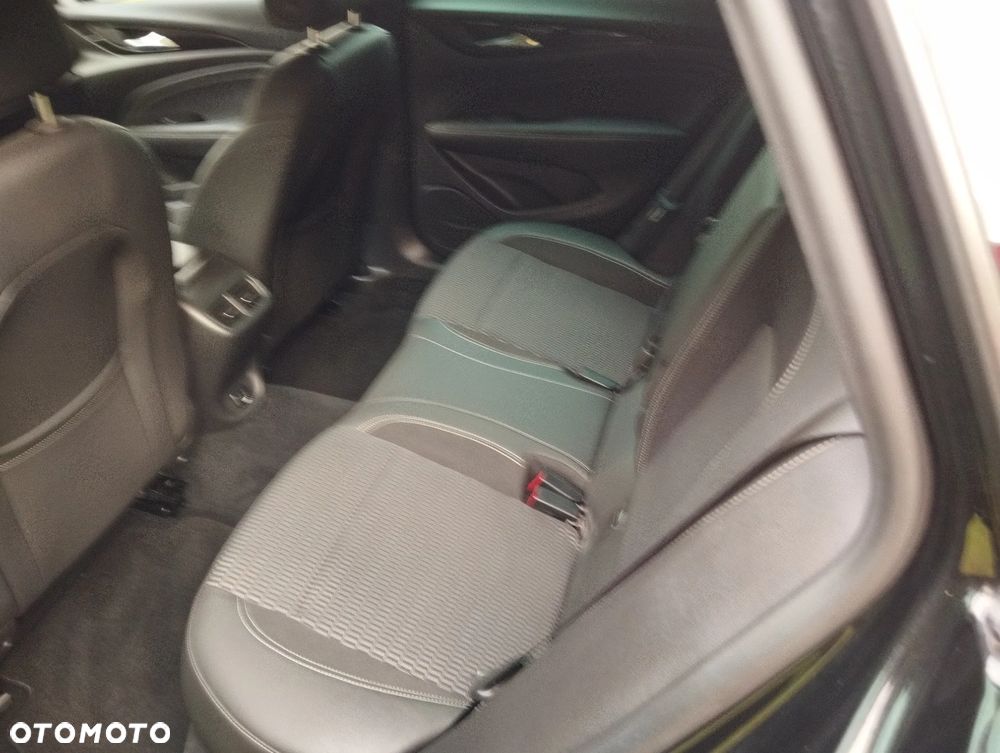 Opel Insignia - 13