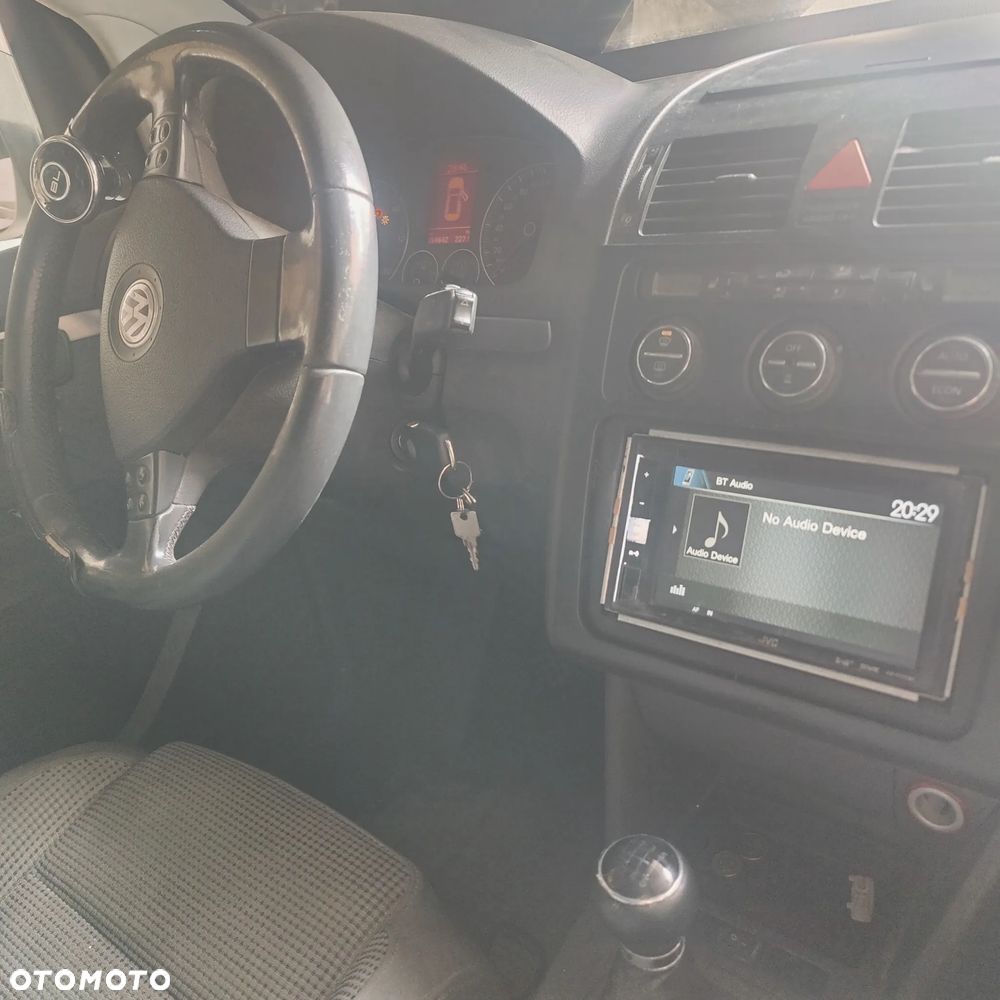 Volkswagen Touran 2.0 TDI DPF Highline - 10