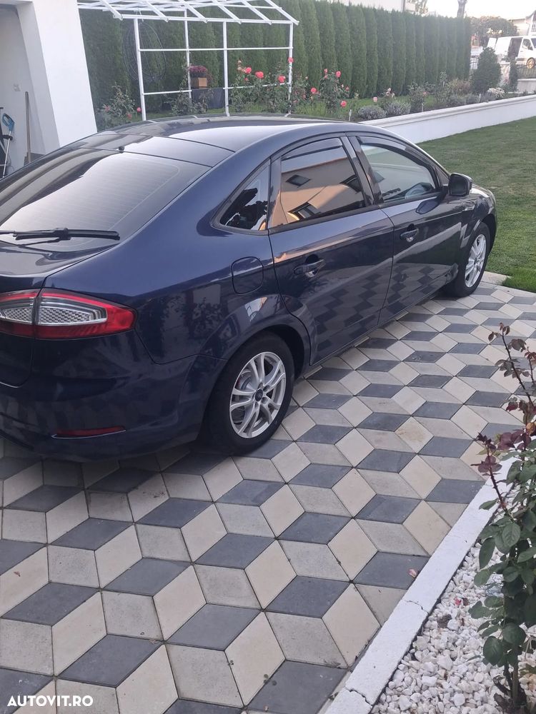 Ford Mondeo - 2
