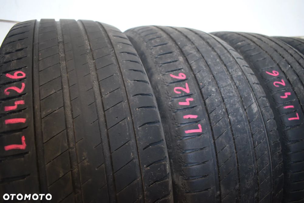 R18 235/55 Michelin Latitude Sport 3 - 2