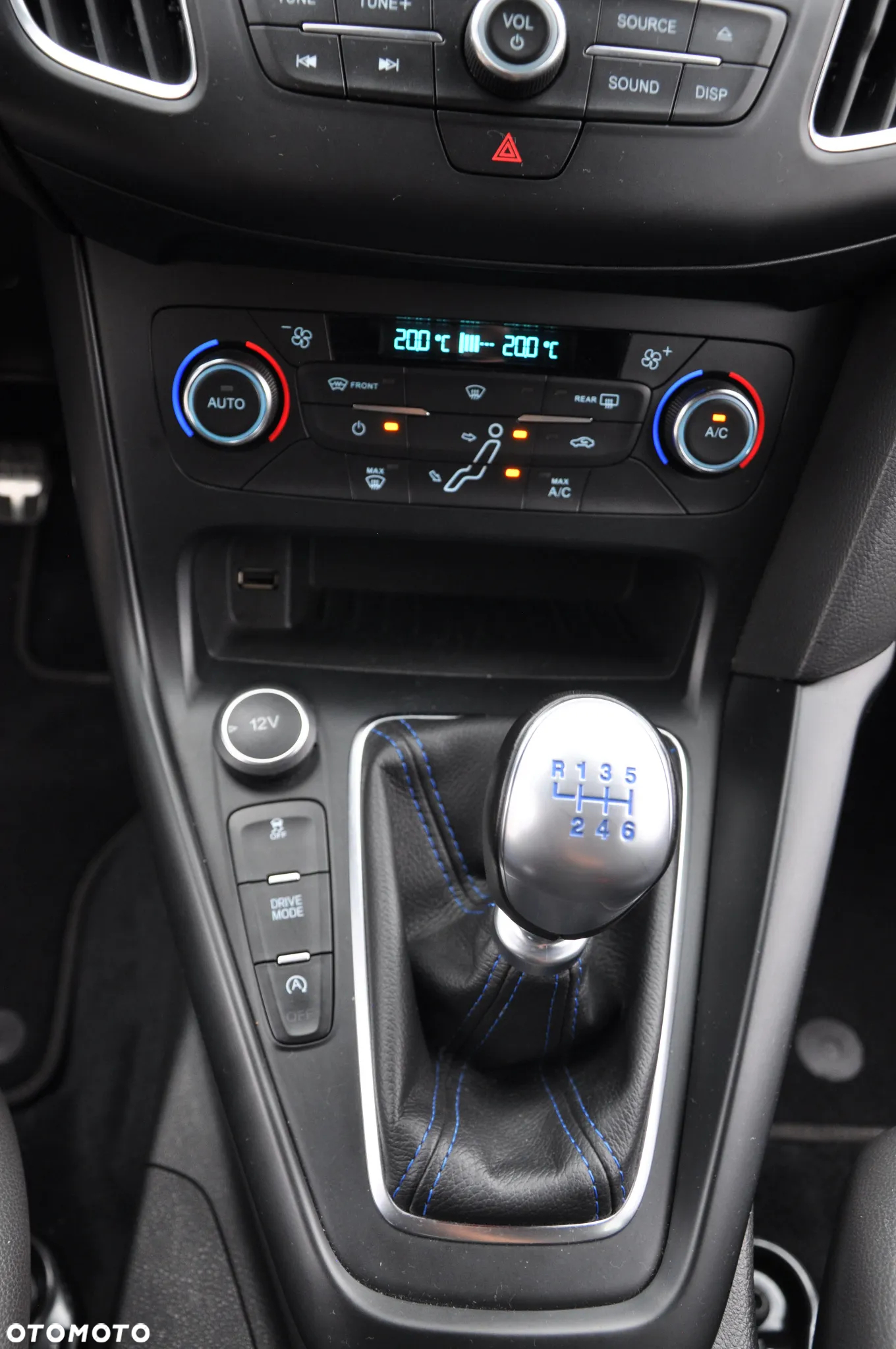 Ford Focus 2.3 EcoBoost RS - 13