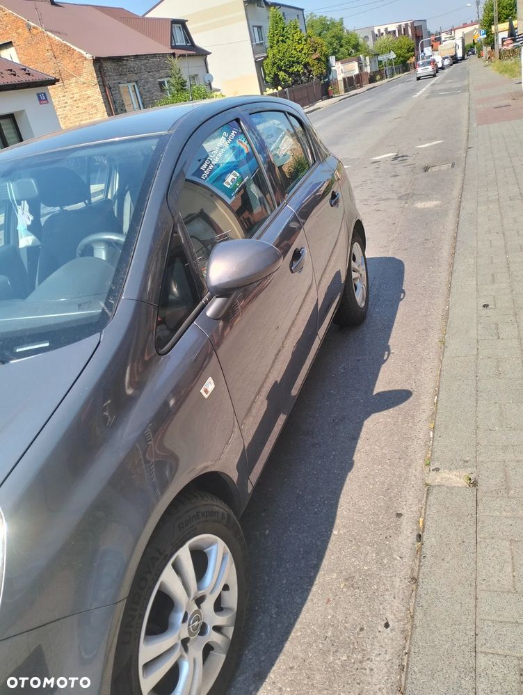 Opel Corsa 1.2 16V Enjoy - 1