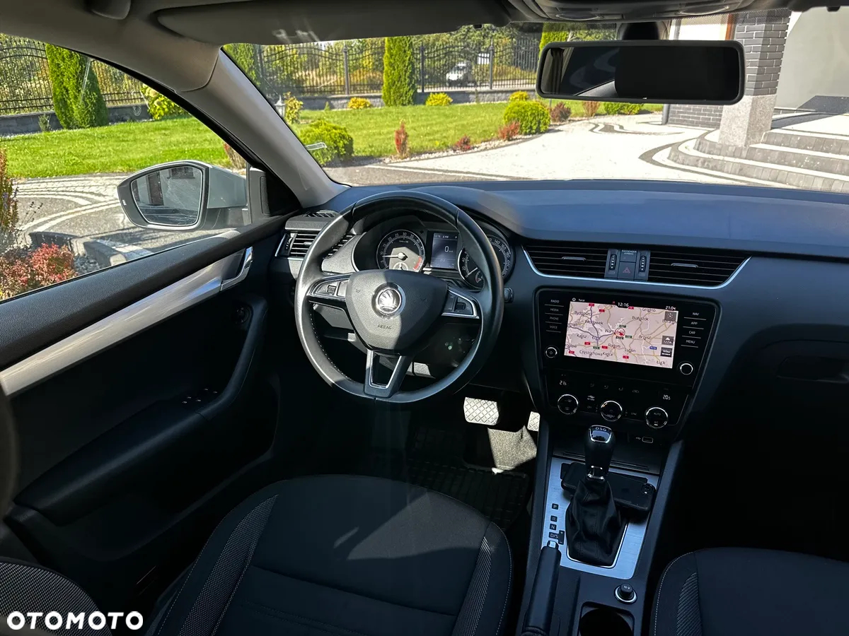 Skoda Octavia 2.0 TDI SCR Style DSG - 22