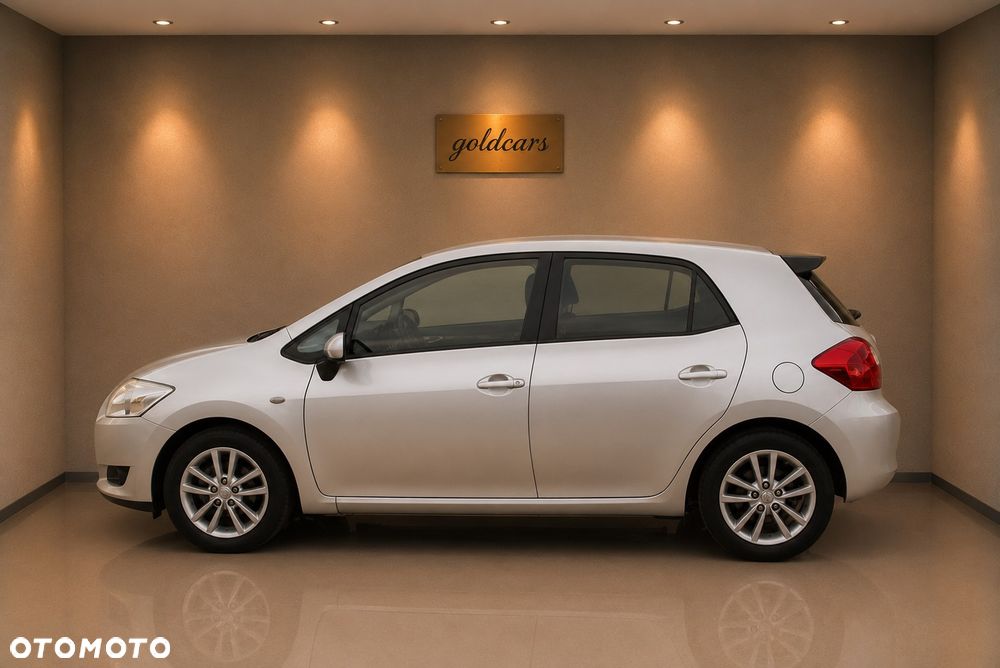 Toyota Auris 1.6 Luna - 7