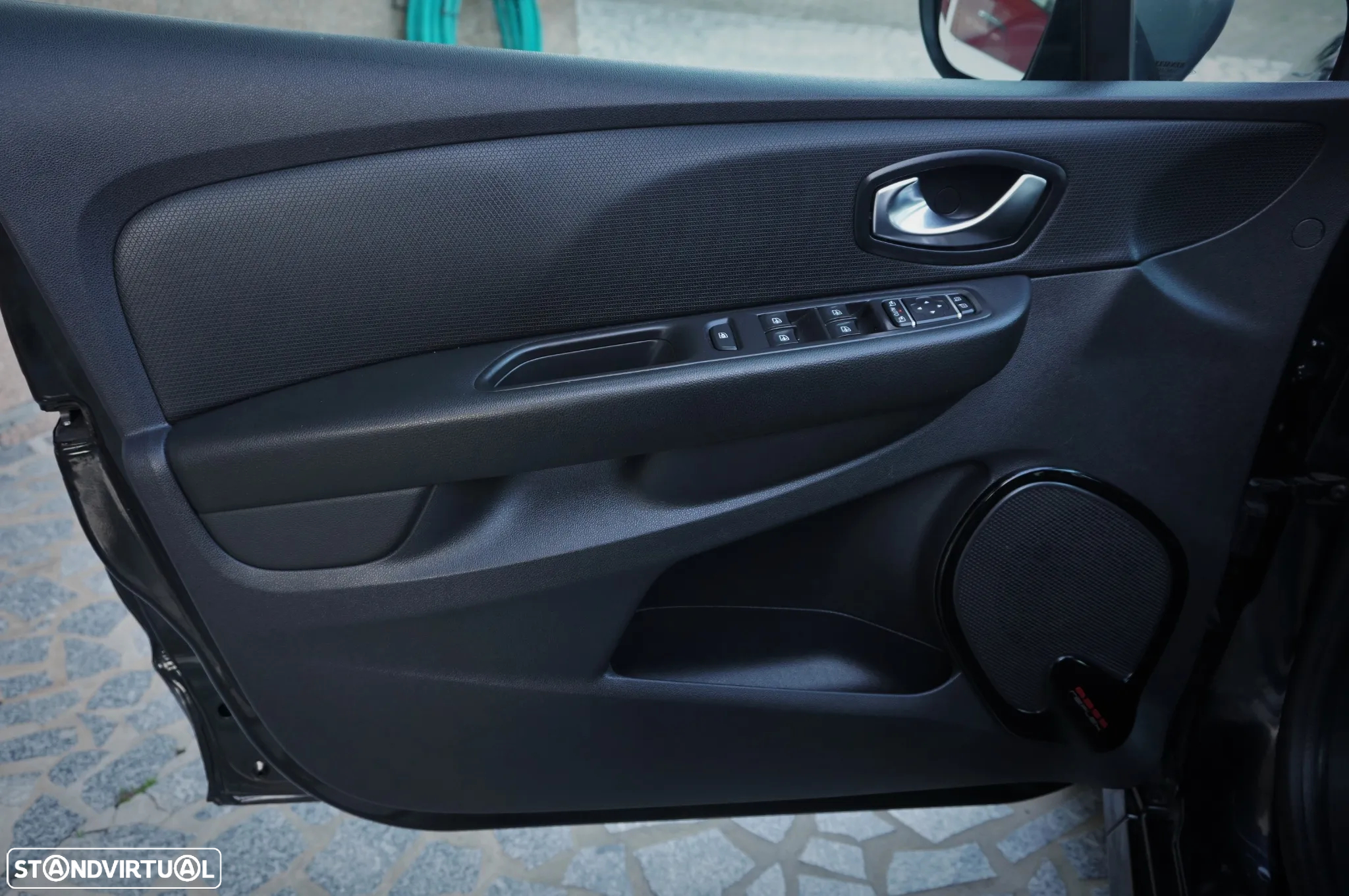 Renault Clio Sport Tourer 1.5 dCi GT Line - 10