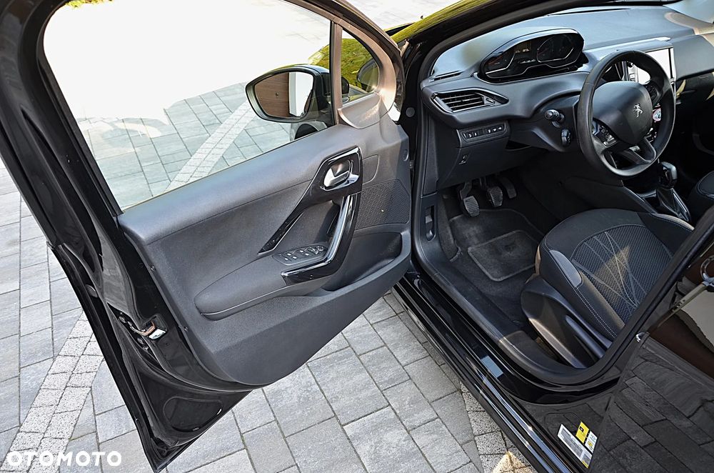 Peugeot 208 1.4 HDi Business Line - 13