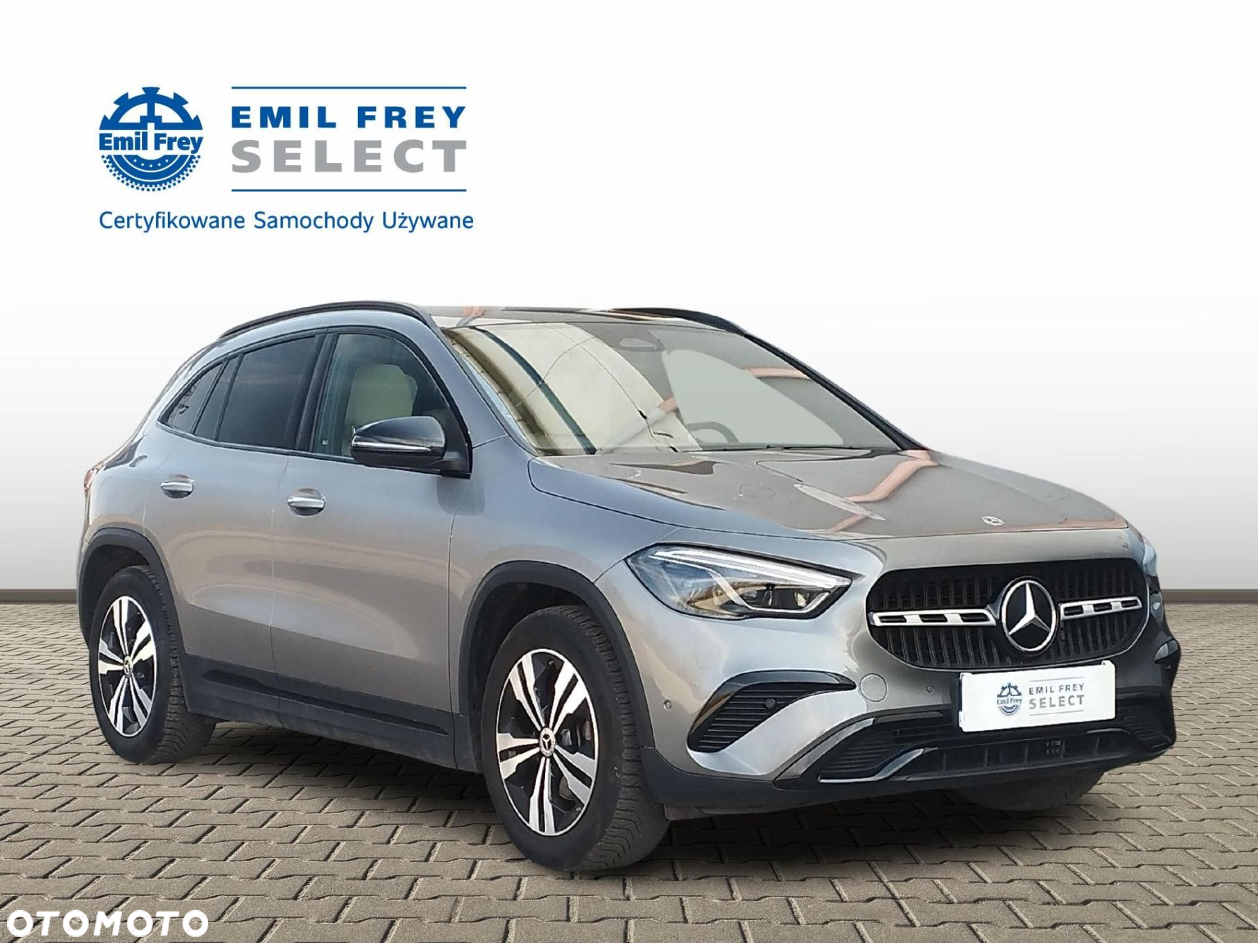 Mercedes-Benz GLA - 7