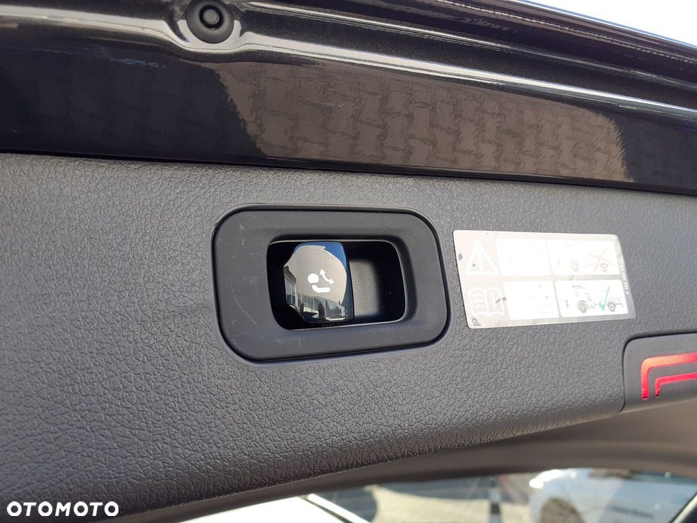 Mercedes-Benz Klasa C - 31