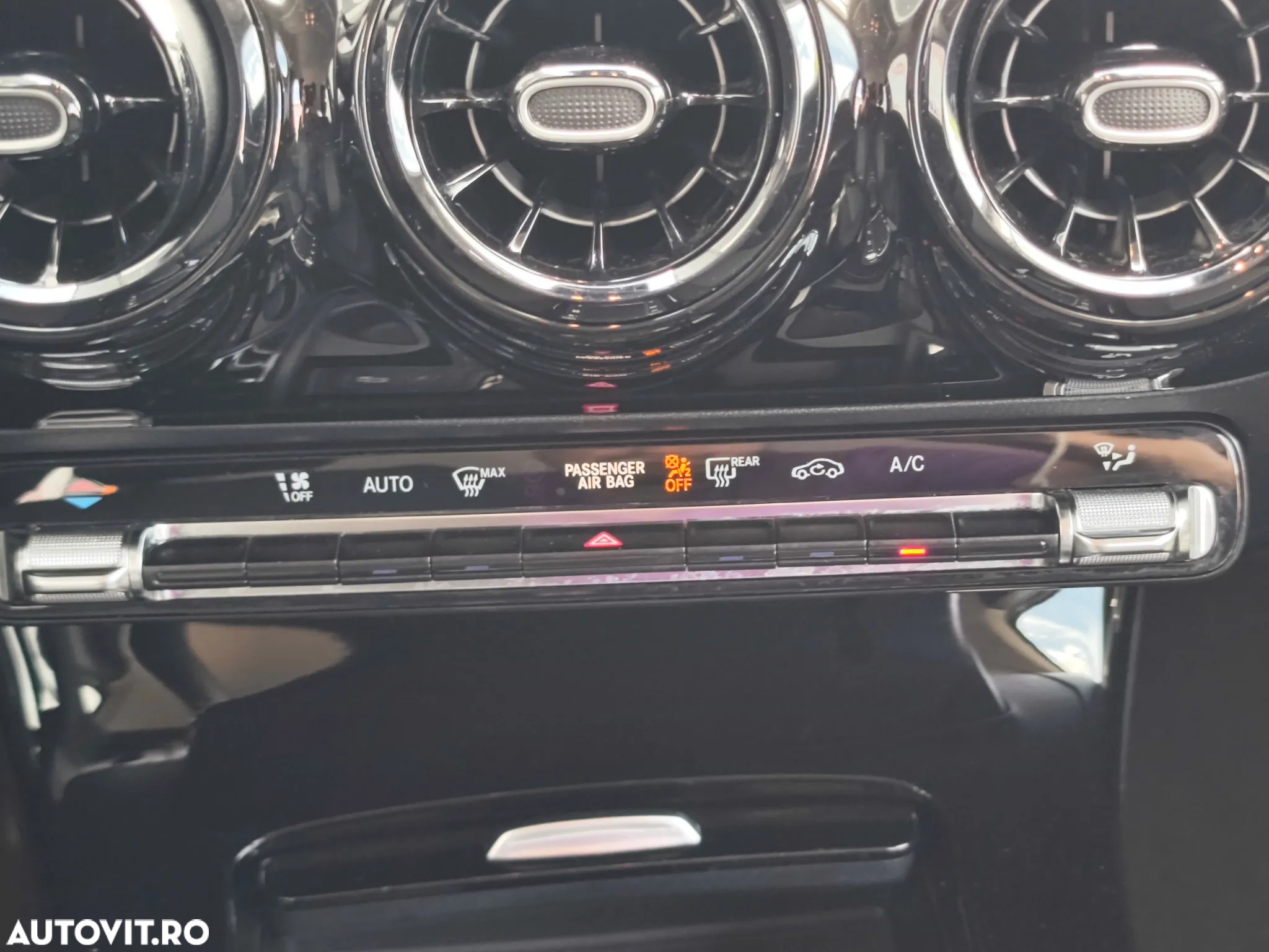 Mercedes-Benz A 180 7G-DCT - 16
