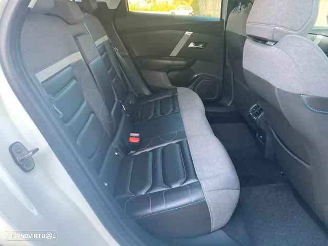Citroën C4 PureTech 130 Stop&Start EAT8 SHINE - 40