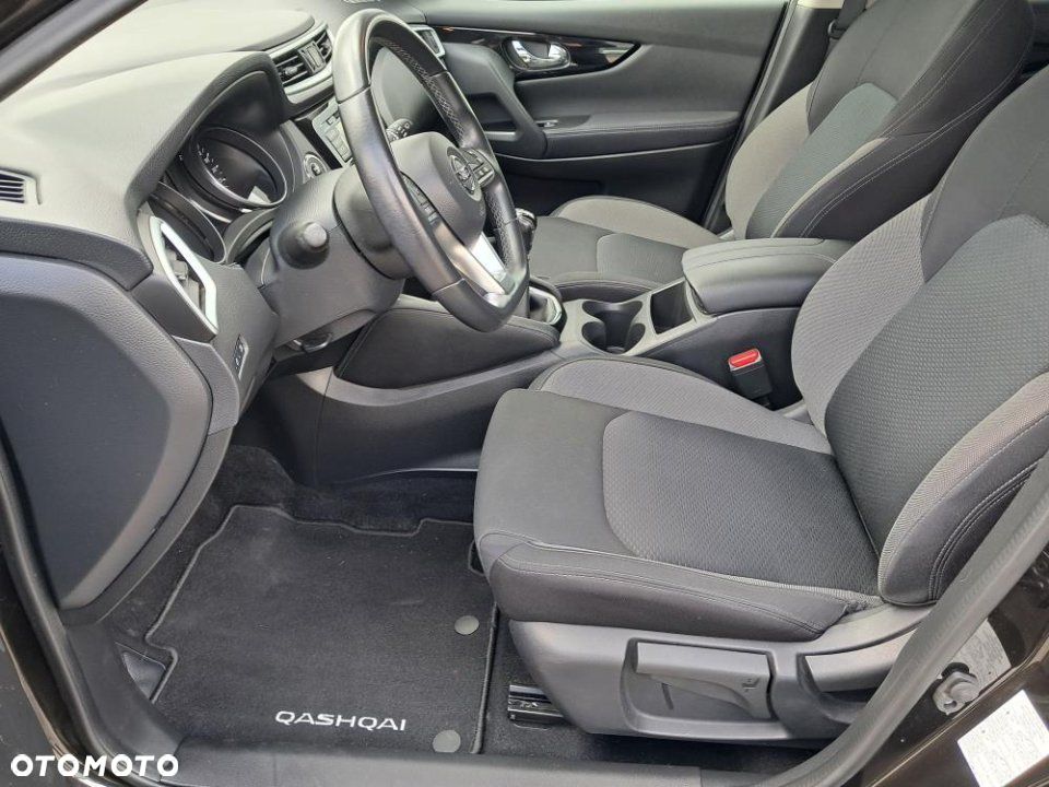 Nissan Qashqai - 12