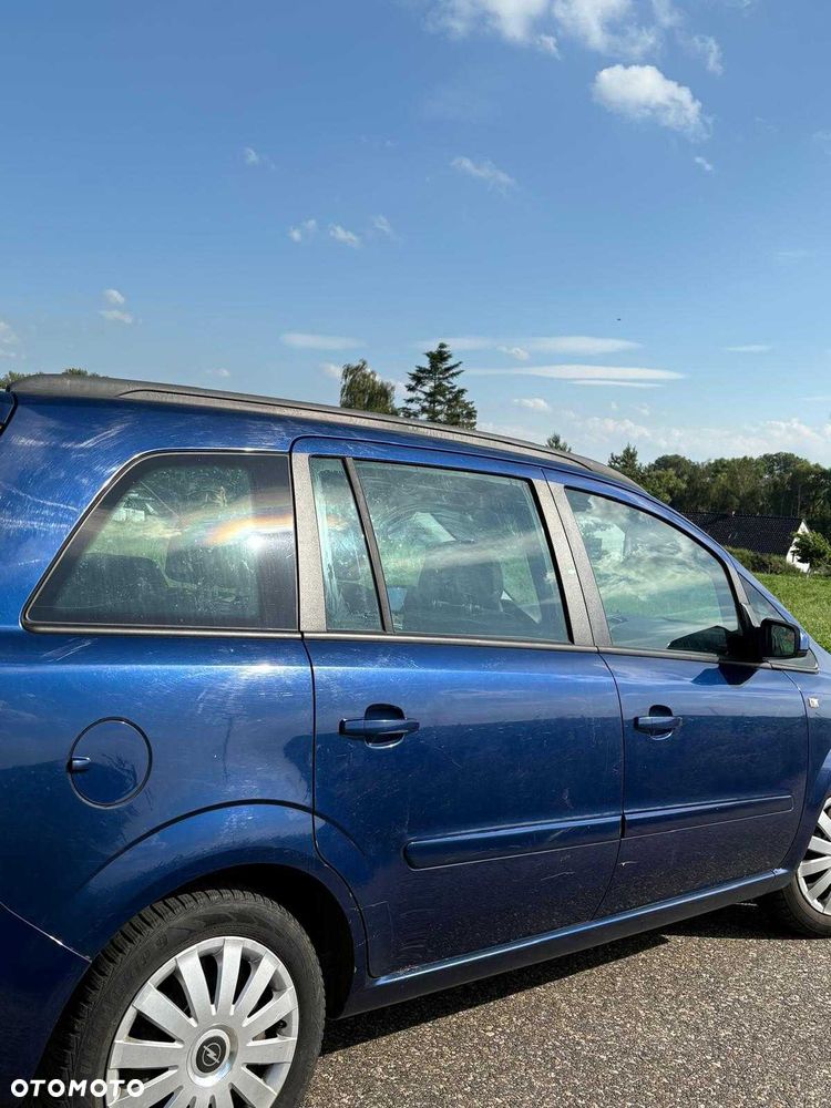 Opel Zafira - 3