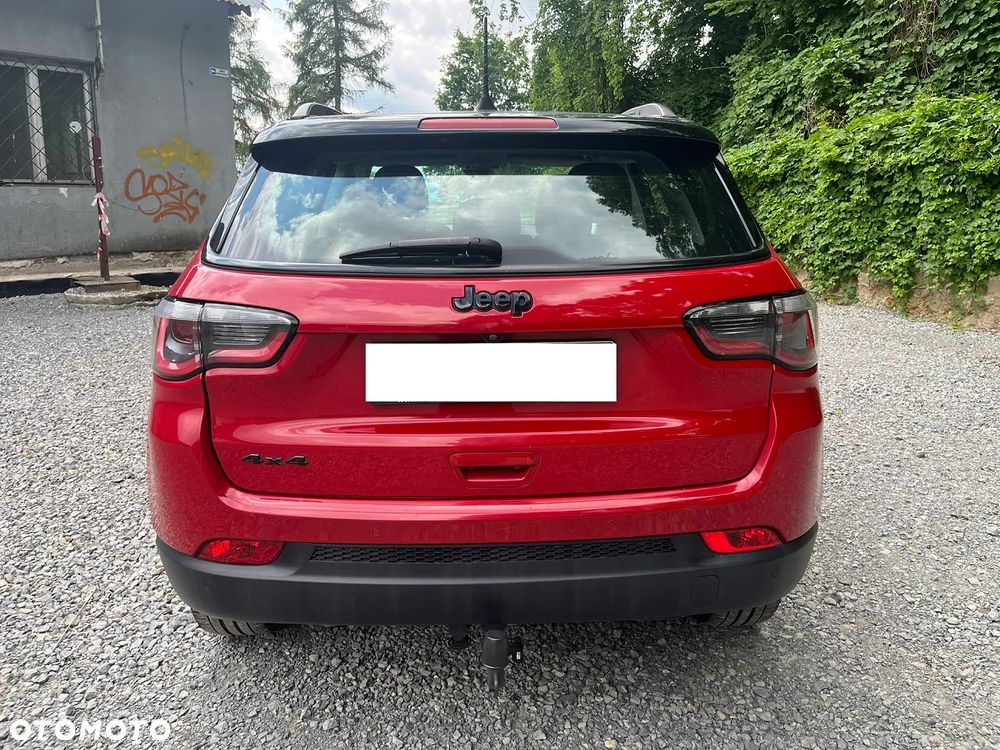 Jeep Compass - 26