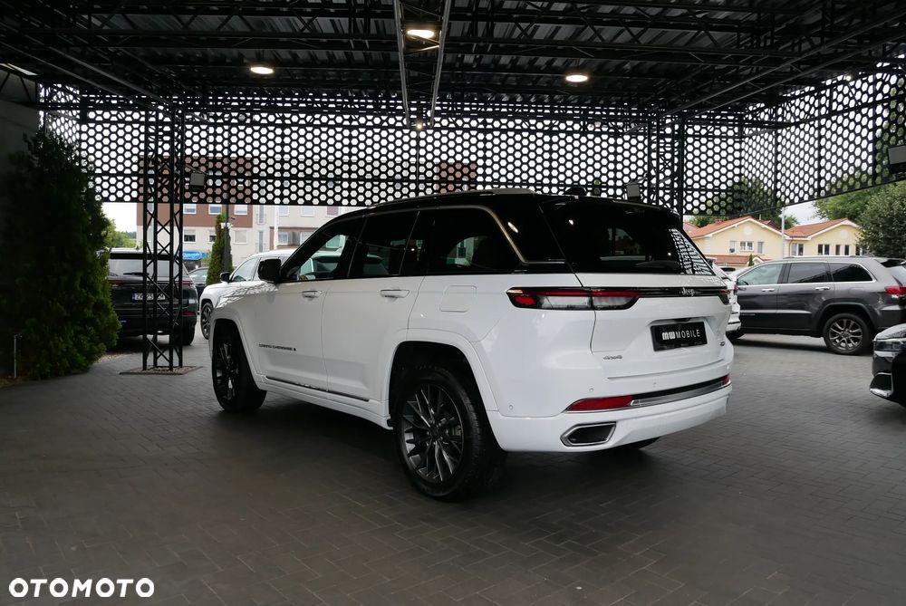 Jeep Grand Cherokee - 4