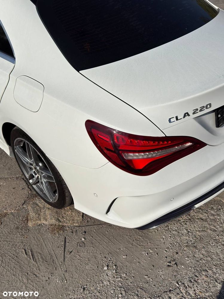 Mercedes-Benz CLA 250 4-Matic AMG Line - 8