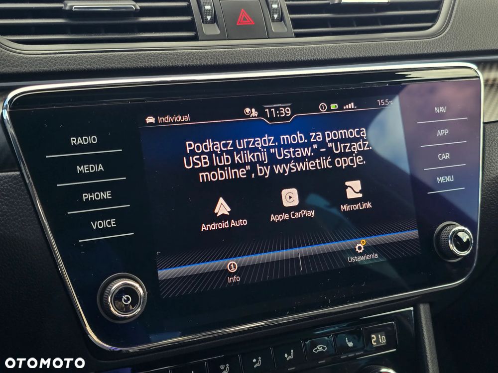 Skoda Superb 2.0 TDI SCR Sportline DSG - 25