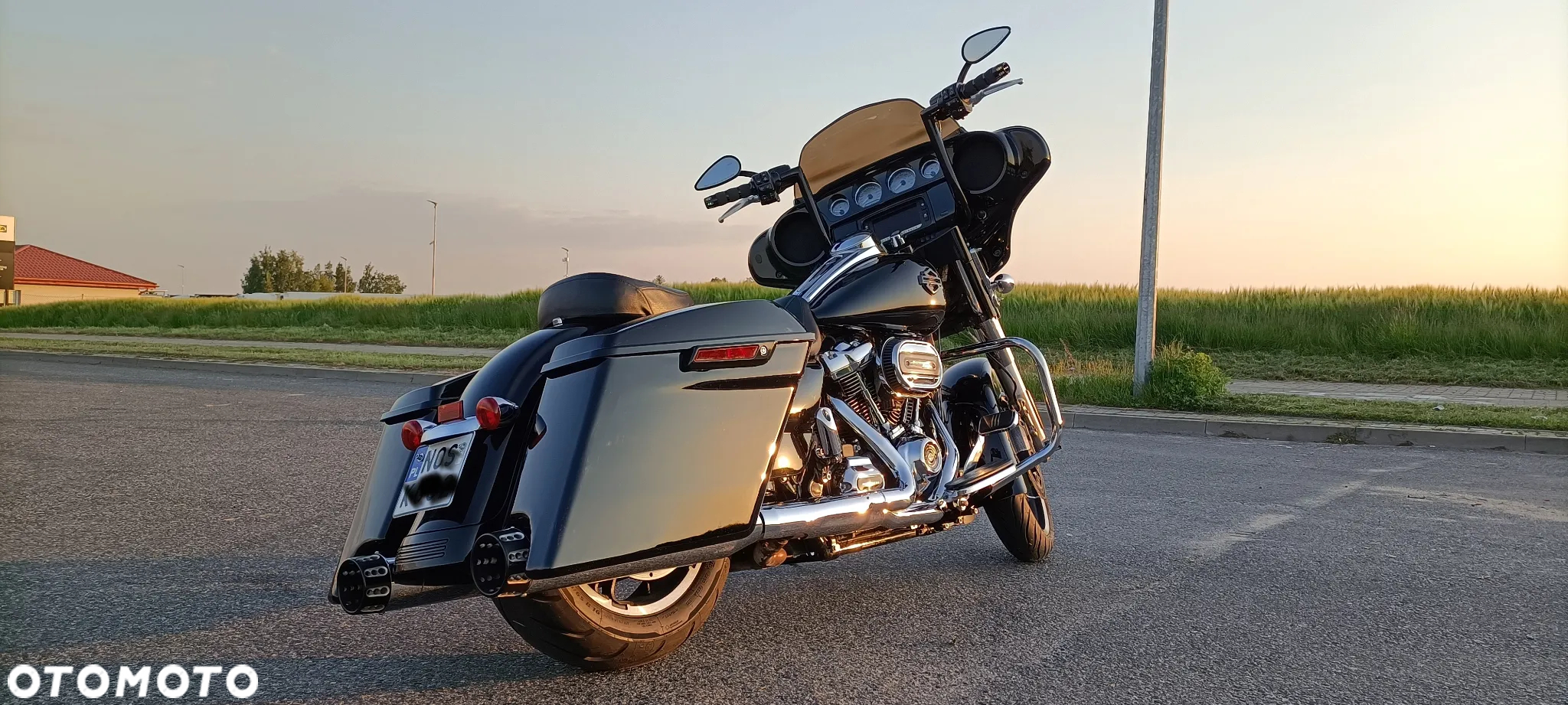 Harley-Davidson Touring Street Glide - 15