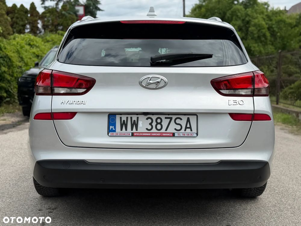 Hyundai i30 1.6 D Comfort DCT - 5