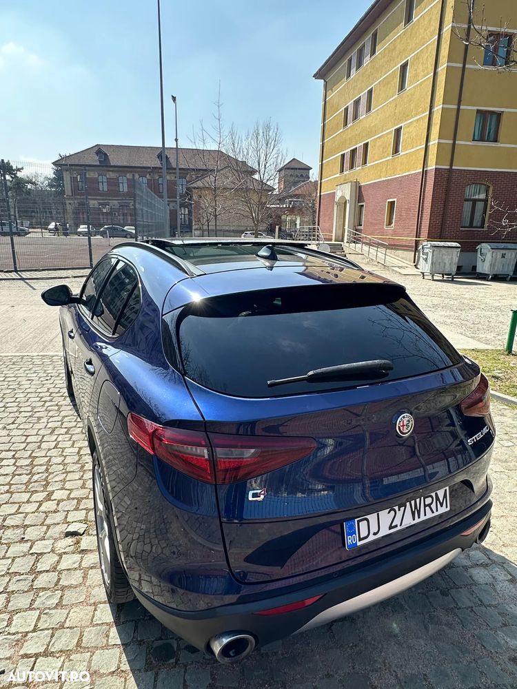 Alfa Romeo Stelvio 2.0 Turbo 16V AT8-Q4 Veloce Ti - 30
