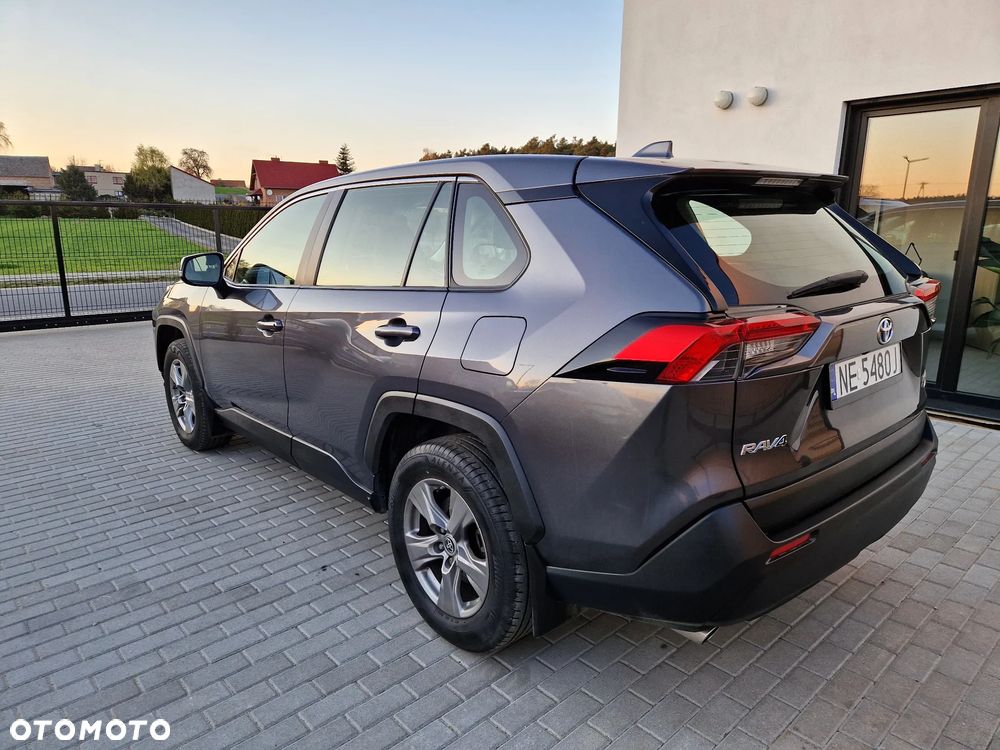 Toyota RAV4 - 4