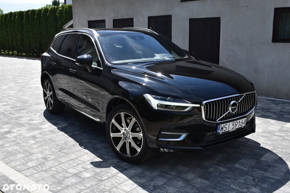 Volvo XC 40 T5 AWD Geartronic Momentum Pro - 11
