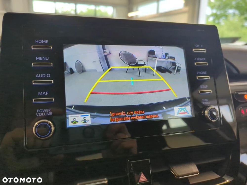 Toyota Camry 2.5 Hybrid Comfort CVT - 12