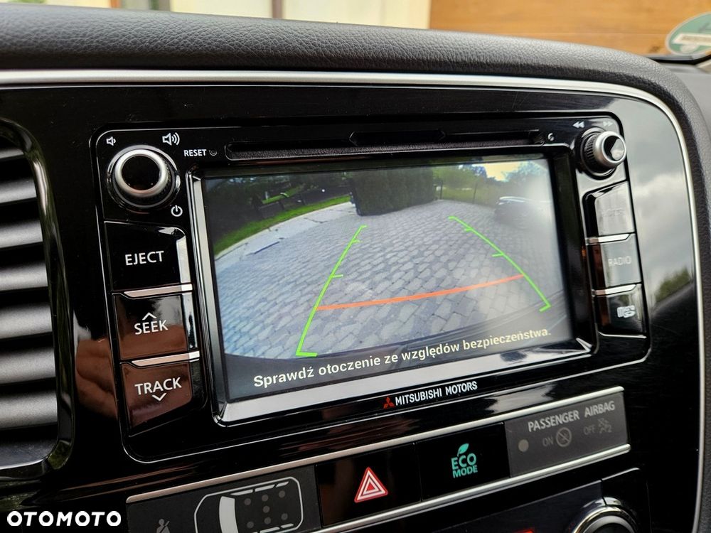 Mitsubishi Outlander - 27