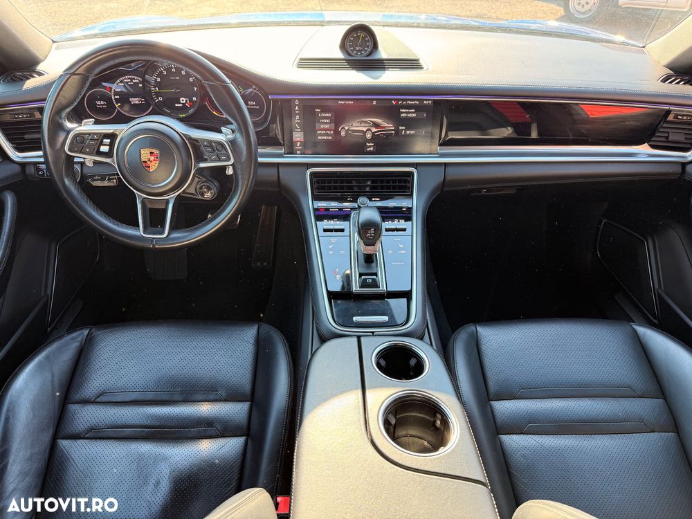 Porsche Panamera 4 E-Hybrid - 7