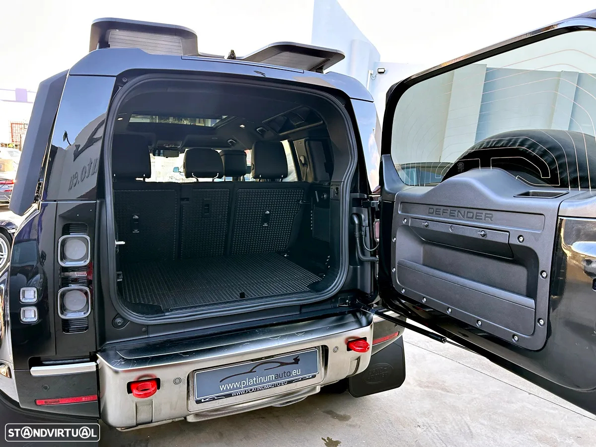 Land Rover Defender 110 P400 X - 32
