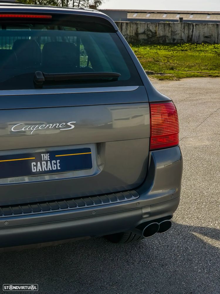 Porsche Cayenne S Tiptronic - 26
