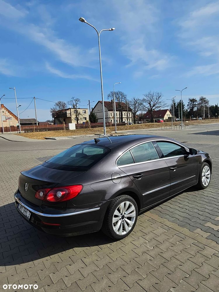 Volkswagen Passat CC - 2