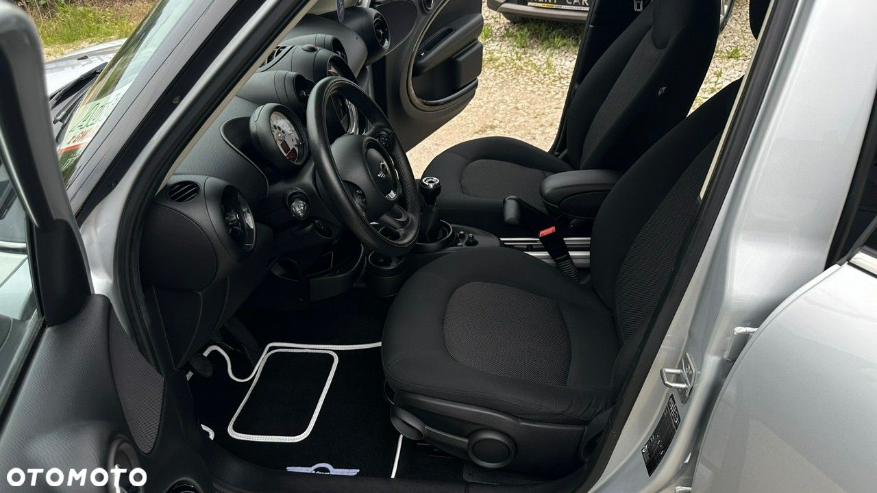 MINI Countryman One D - 17