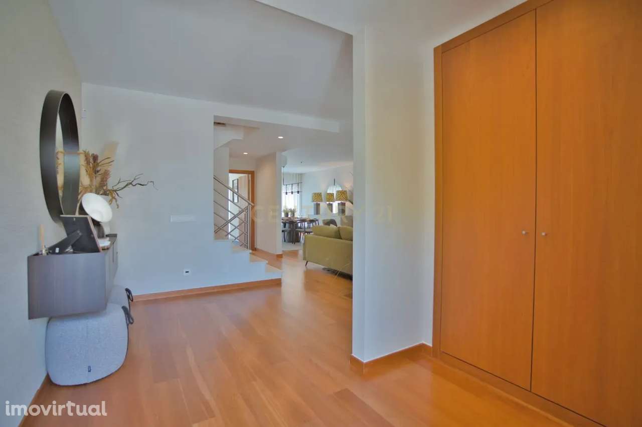 Lagoon Villas - Moradia T4 com o melhor Rooftop de Alcochete - Grande imagem: 2/60