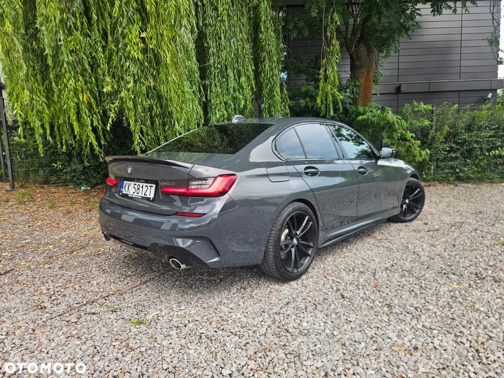 BMW Seria 3 330i xDrive M Sport sport - 3