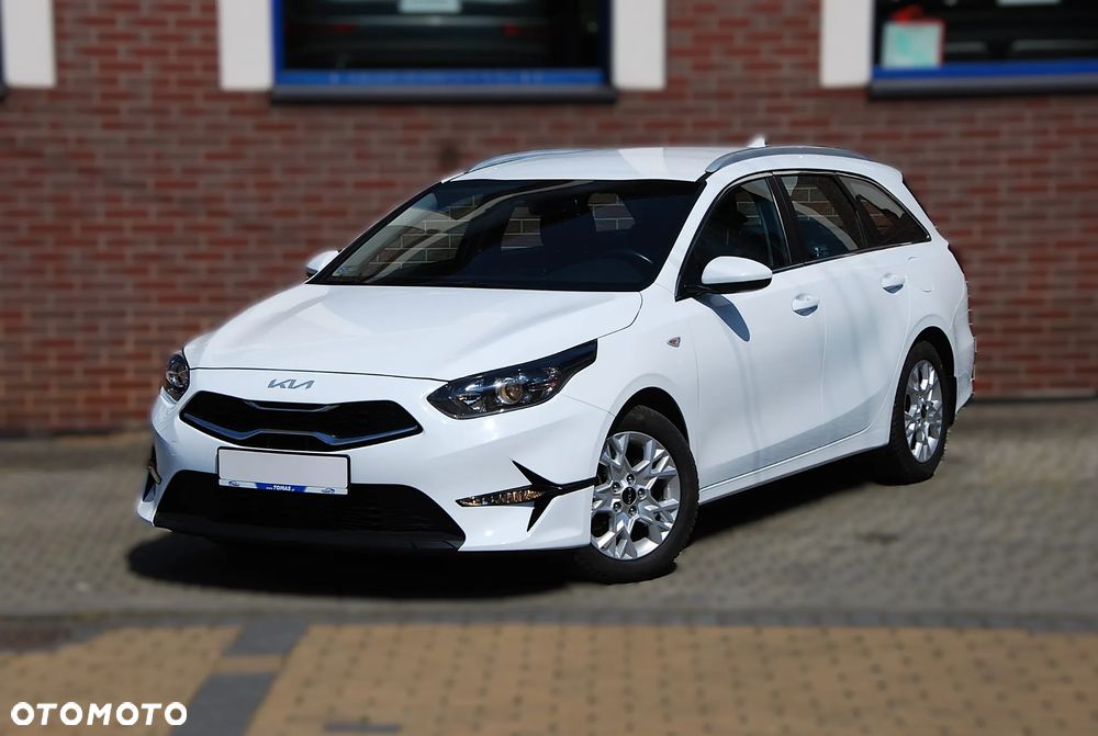 Kia Ceed - 14
