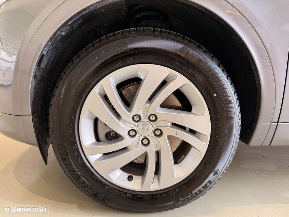 Land Rover Discovery Sport - 9