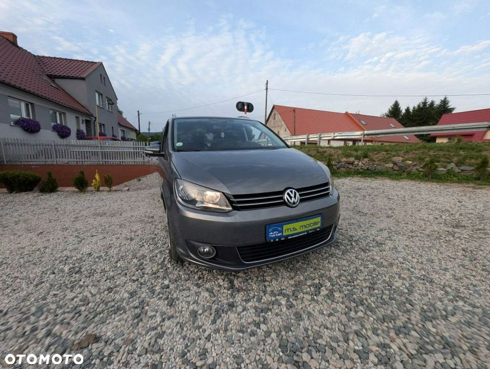 Volkswagen Touran 1.6 TDI DPF Highline - 2