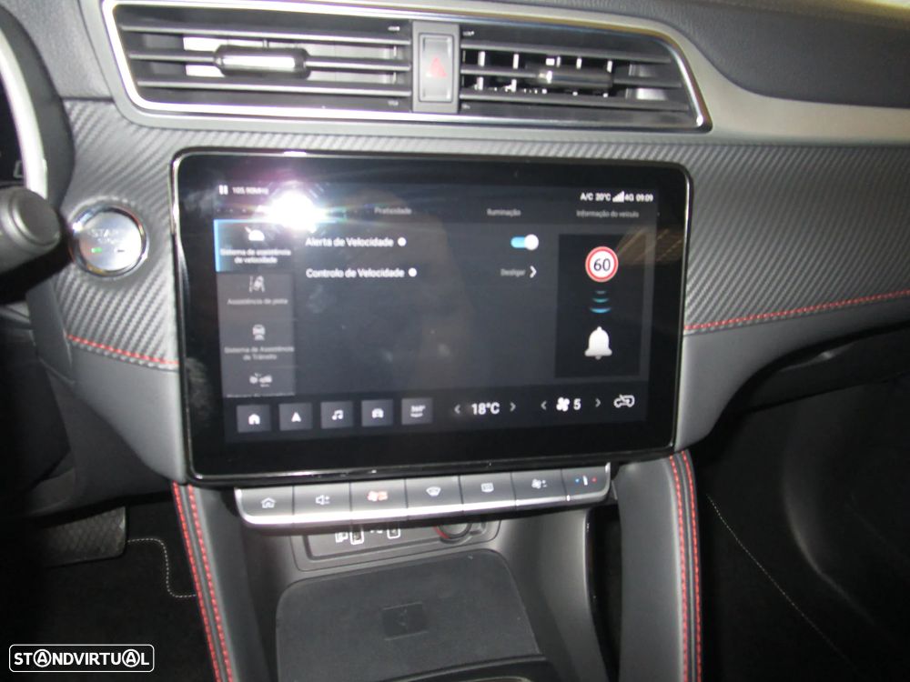 MG ZS Standard Luxury - 28
