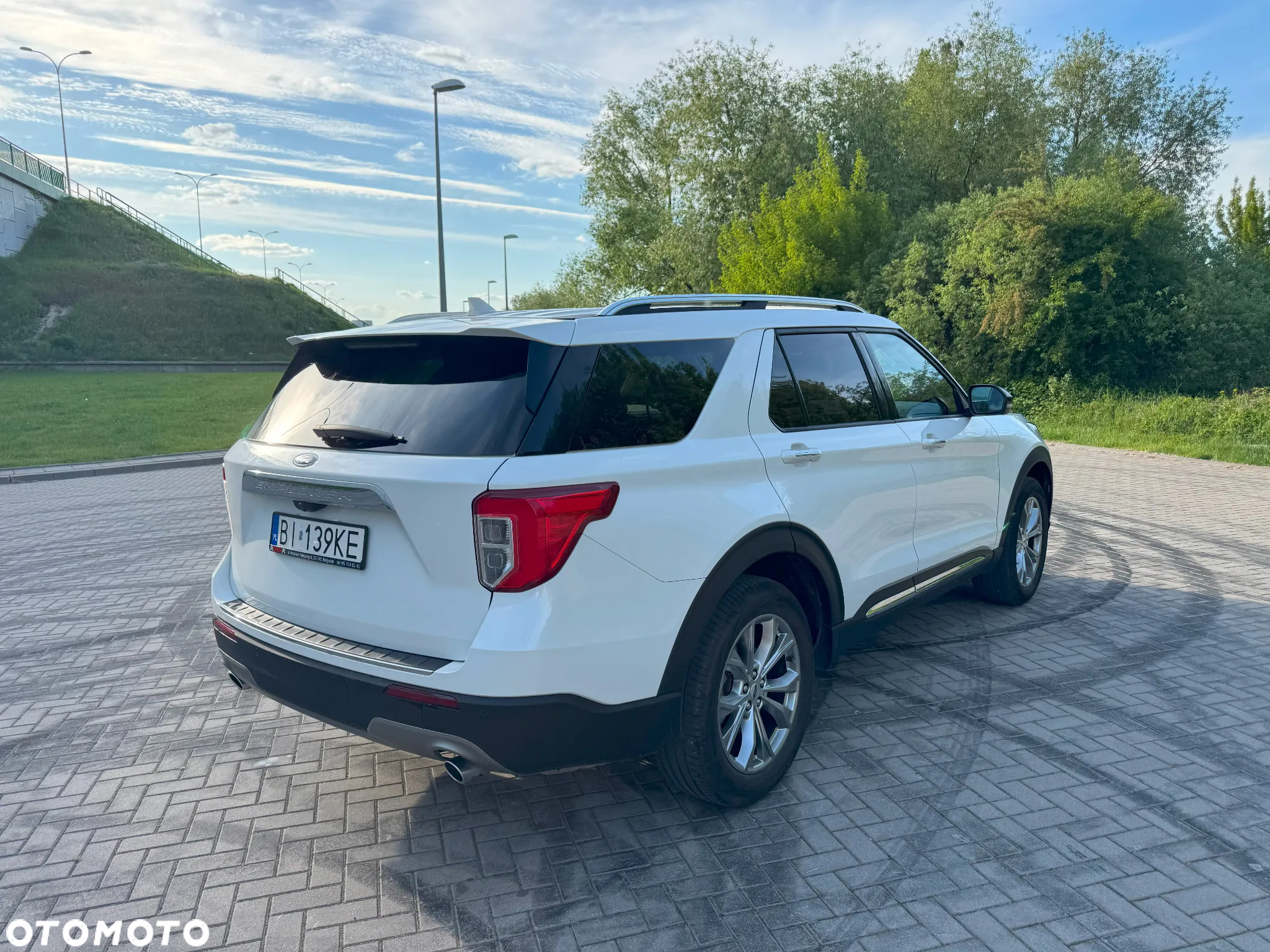 Ford Explorer - 6