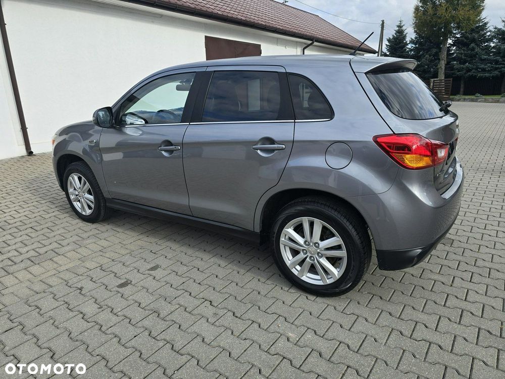 Mitsubishi ASX - 12