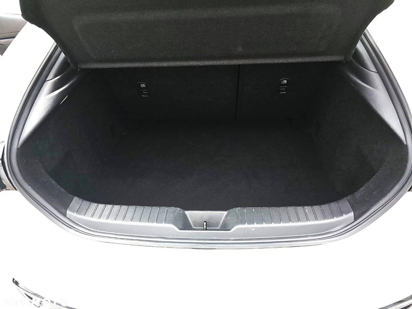 Mazda 3 - 18
