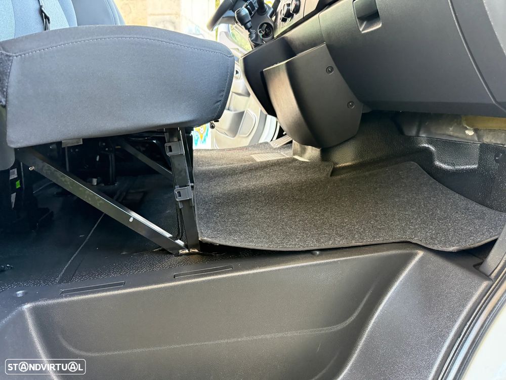 Renault Master 2.3 BlueDci 135 L2H2 Confort - 10